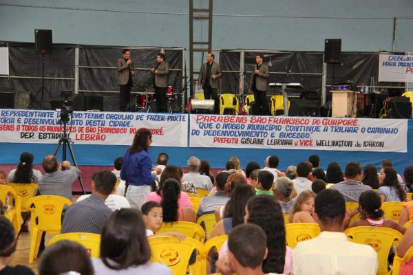 Prefeitura comemora emancipação política de São Francisco do Guaporé
